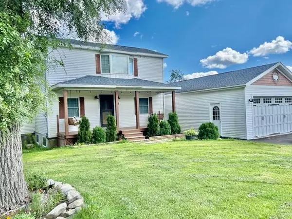 Orrington, ME 04474,28 Blake RD