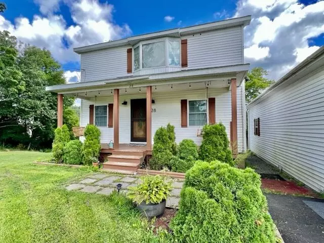 Orrington, ME 04474,28 Blake RD