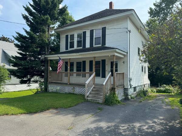 27 Park ST, Presque Isle, ME 04769