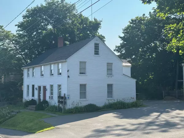 Belfast, ME 04915,38 Spring ST