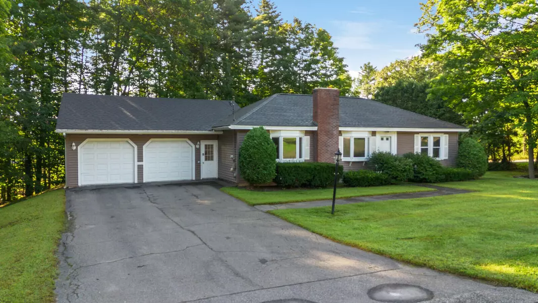 37 1st Rangeway, Waterville, ME 04901