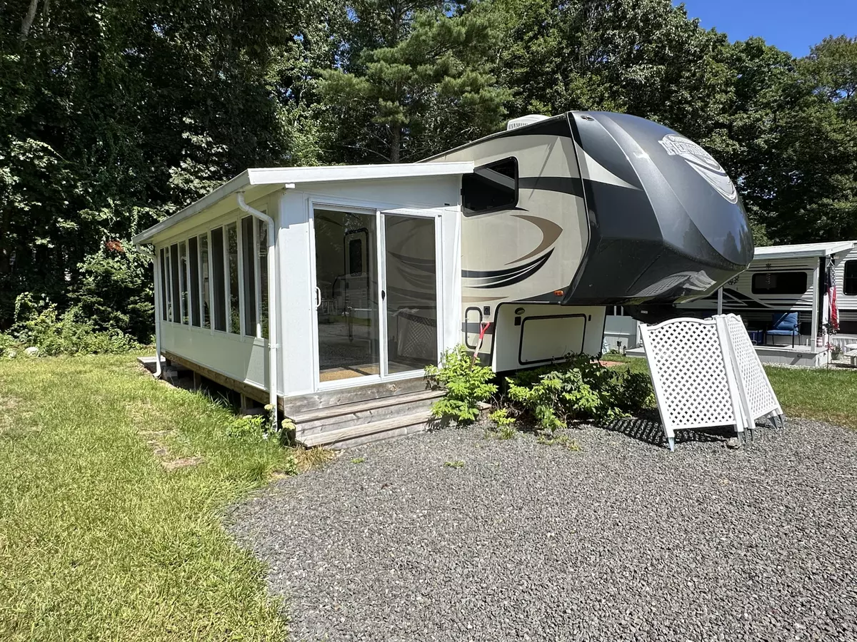 Wells, ME 04090,150 Chapel RD #123