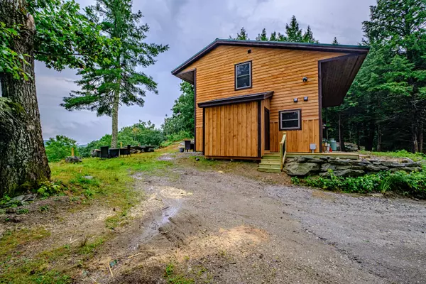 Woodstock, ME 04219,135 Oak Hill DR