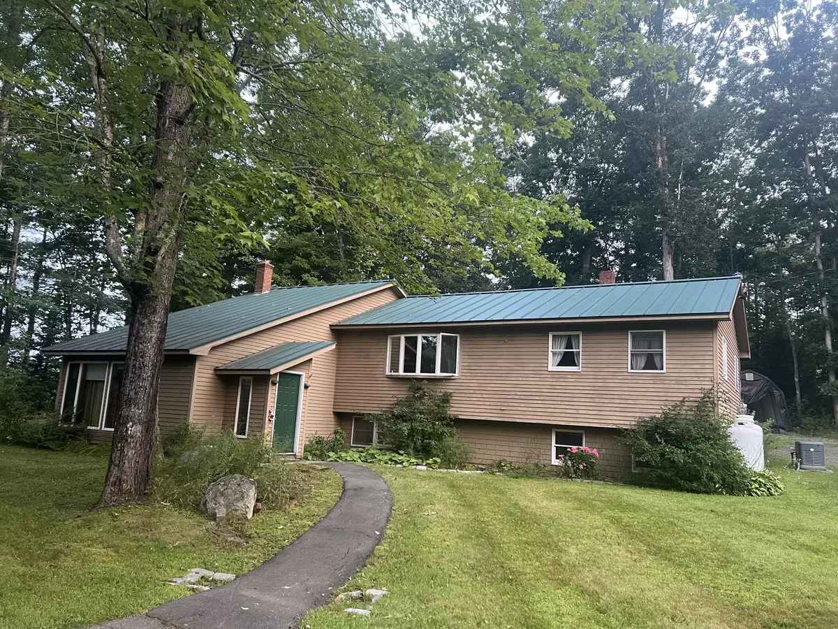 Newcastle, ME 04553,561 Route 1