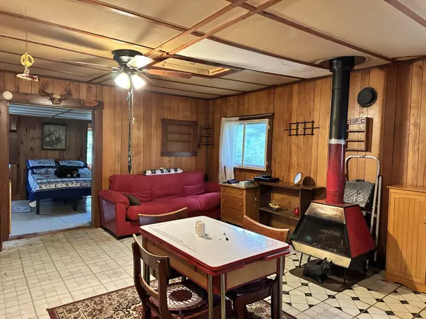 Kingfield, ME 04947,221 Lexington RD