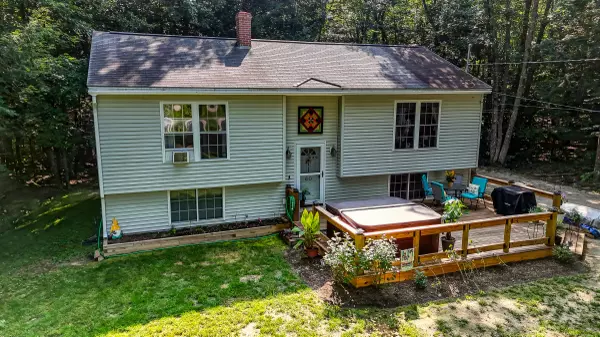 60 Colley Hill RD, Gray, ME 04039