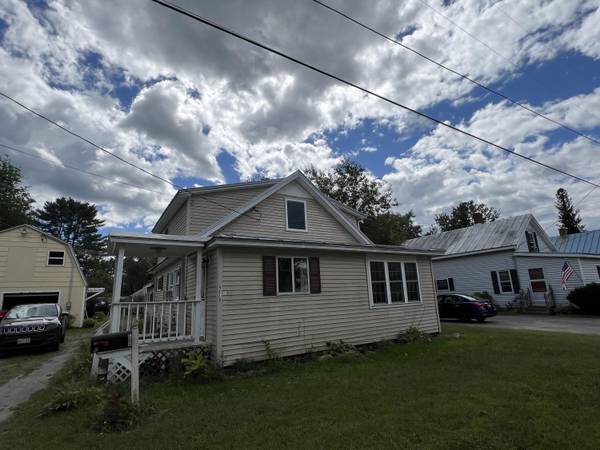 50 Hanover ST, Skowhegan, ME 04976