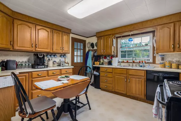 Kittery, ME 03905,75 Goodwin RD