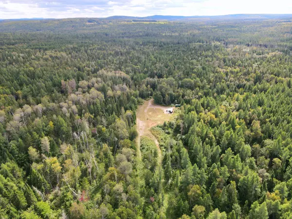 416 Jemtland RD, New Sweden, ME 04736