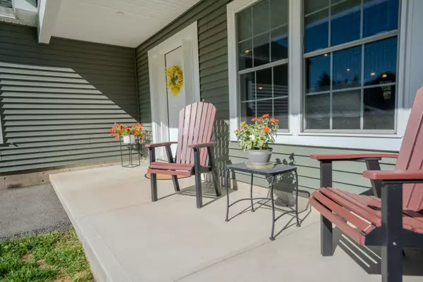 Hermon, ME 04401,58 Nye LN