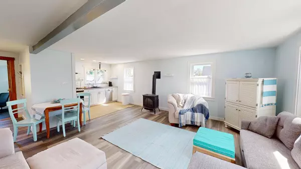 Lubec, ME 04652,4 Dewey Mowry ST