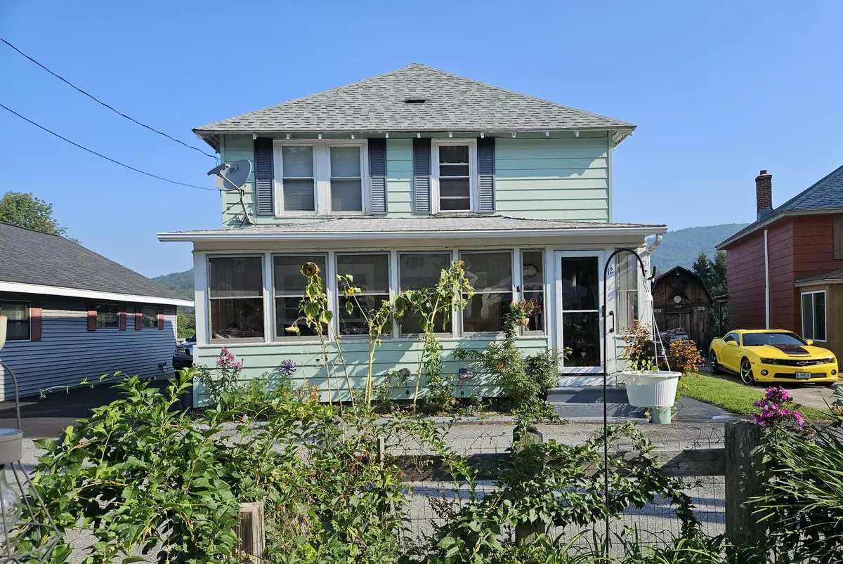 Rumford, ME 04276,12 Smithville RD