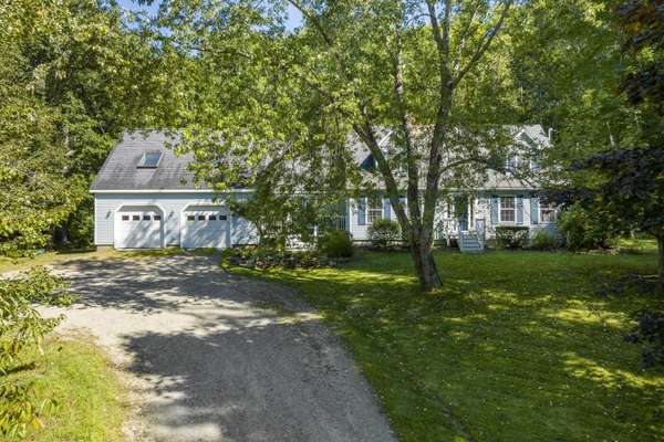 67 Headgate RD, Damariscotta, ME 04543