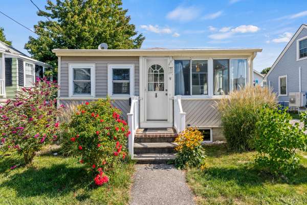 14 Odena AVE, Old Orchard Beach, ME 04064