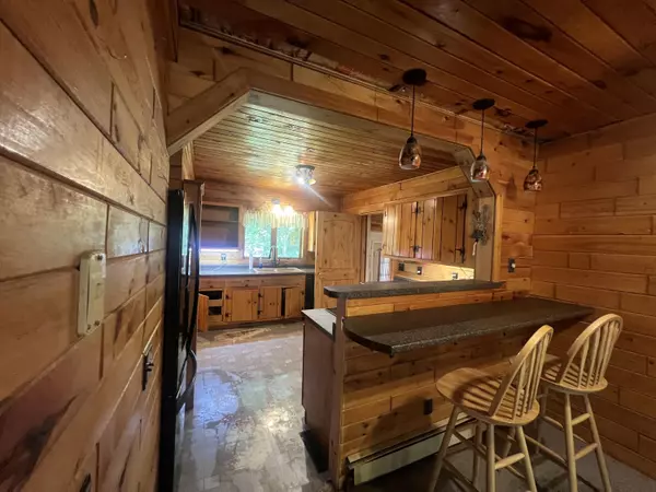 Medway, ME 04460,73 Wilderness DR