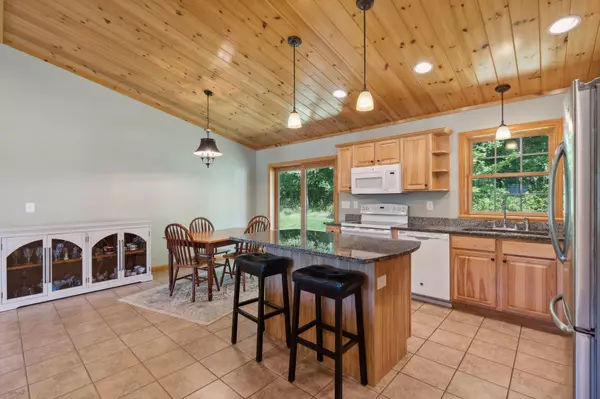 Sidney, ME 04330,3 Garrett WAY