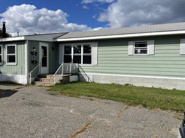 Millinocket, ME 04462,47 Cedar ST