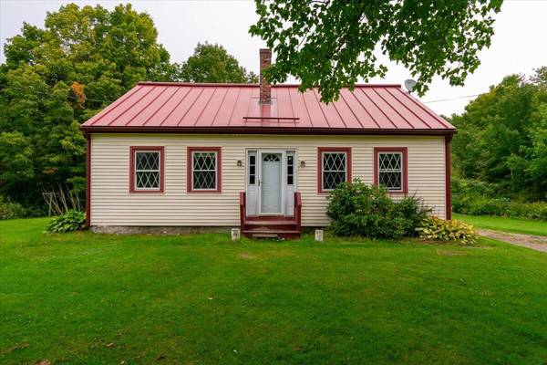 460 Oyster River RD, Warren, ME 04864