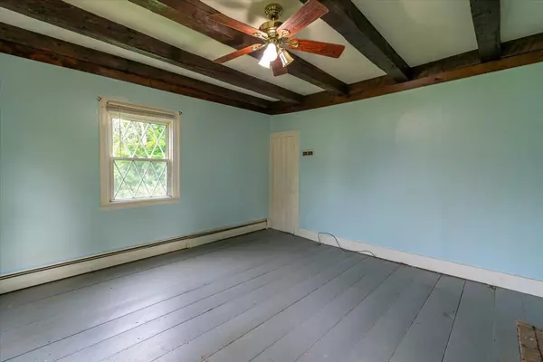 Warren, ME 04864,460 Oyster River RD