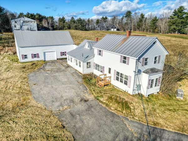 559 Hussey RD, Albion, ME 04910