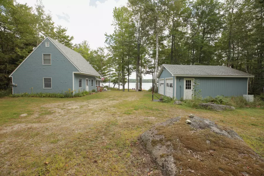 326 W Toddy LN, Blue Hill, ME 04614