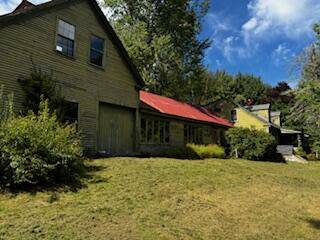 379 Winthrop Center RD, Winthrop, ME 04364