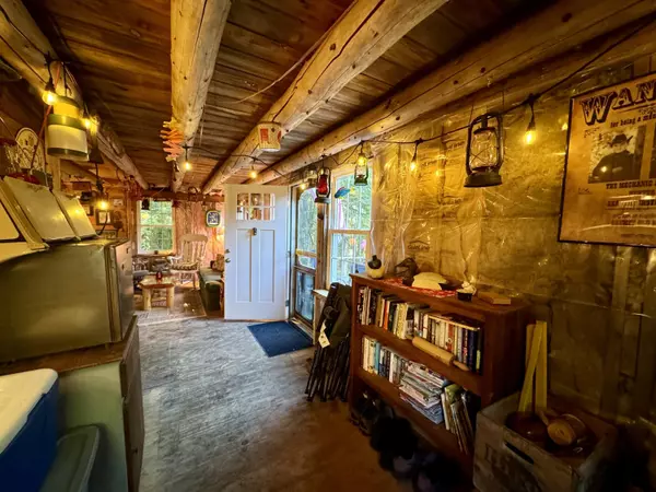 Prentiss Twp T7 R3 Nbpp, ME 04487,16 Bluegrass RD