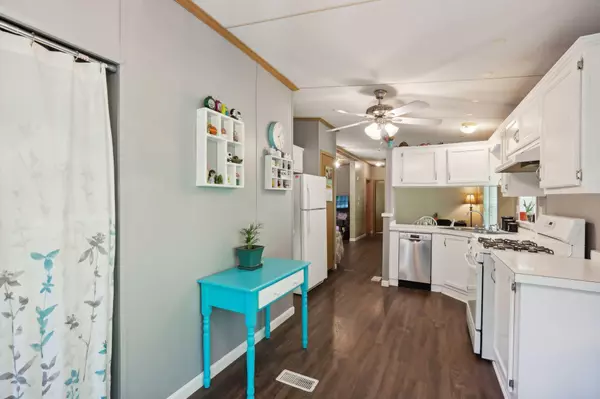 Wells, ME 04090,818 Branch RD