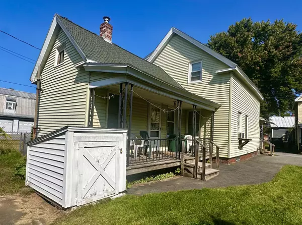 Waterville, ME 04901,10 Carey LN