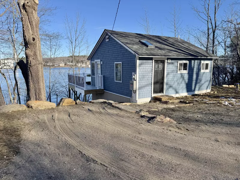 30 Ferry RD, Prospect, ME 04981