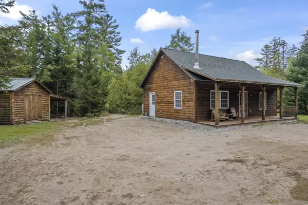 Hanover, ME 04237,12 Hawthorne RD