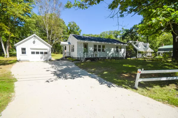 Freeport, ME 04032,166 S Freeport RD