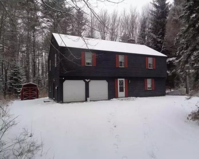 10 Bayberry LN, Scarborough, ME 04074