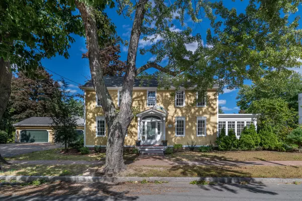 Saco, ME 04072,21 North ST