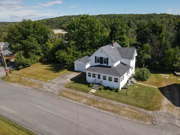 51 East TER,  Millinocket,  ME 04462