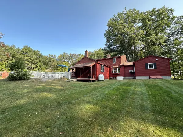 Wells, ME 04090,71 Hickory LN