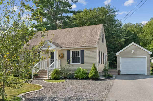 15 Old Blue Point RD,  Scarborough,  ME 04074