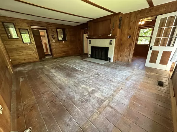 Parsonsfield, ME 04047,32 Dearborn RD