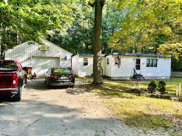 185 Dunnell RD, Buxton, ME 04093