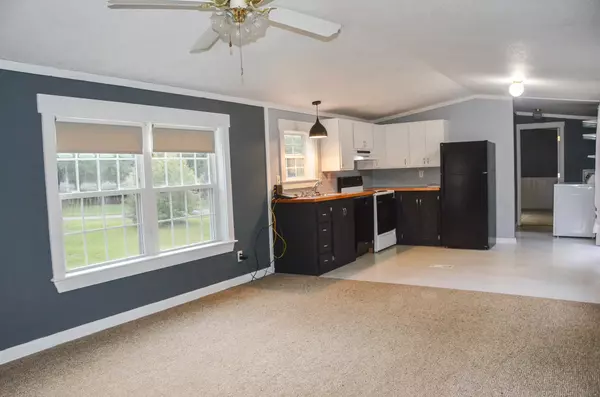 Sidney, ME 04330,40 Wildwood DR