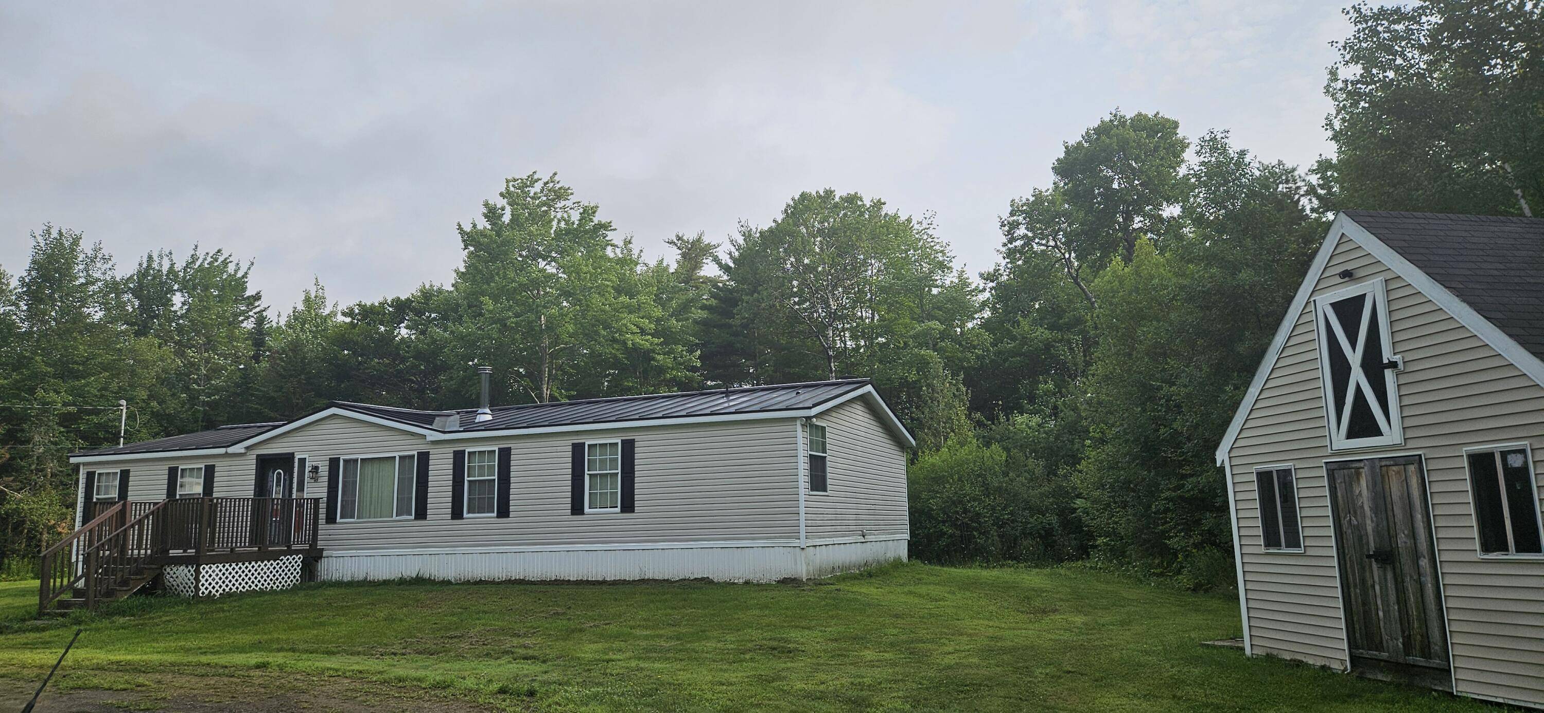45 Goodrich RD, Clinton, ME 04927