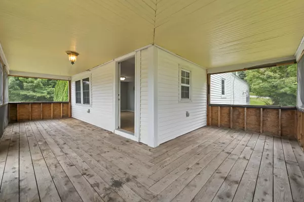 Readfield, ME 04355,1536 Main ST