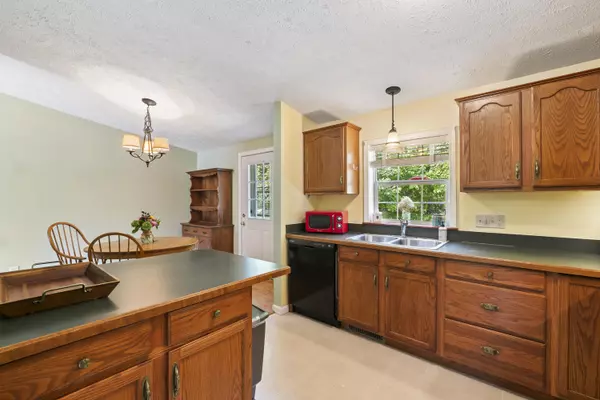 Berwick, ME 03901,17 Fox Ridge DR