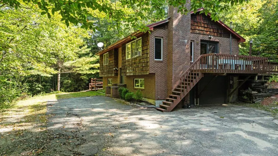 173 Litchfield RD, Wales, ME 04280