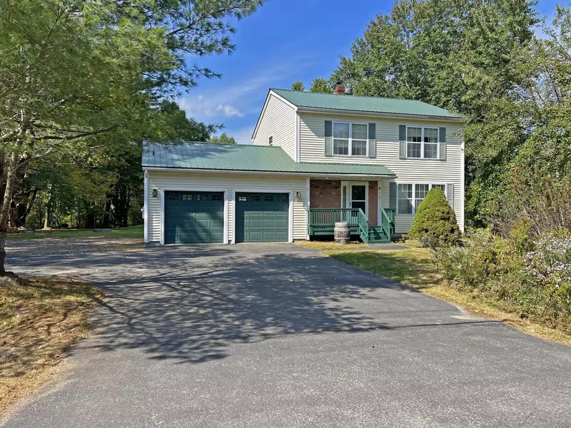 714 Kennebec RD, Hampden, ME 04444