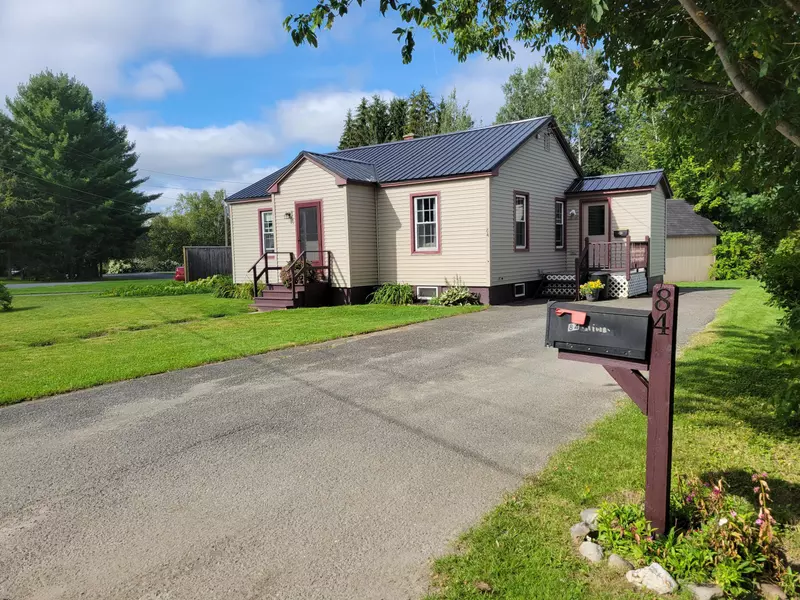 84 Russ ST, Caribou, ME 04736