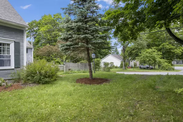 Warren, ME 04864,234 Western RD