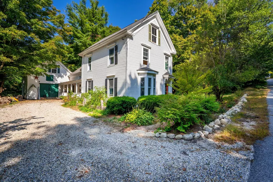 9 Colley Hill RD, Gray, ME 04039