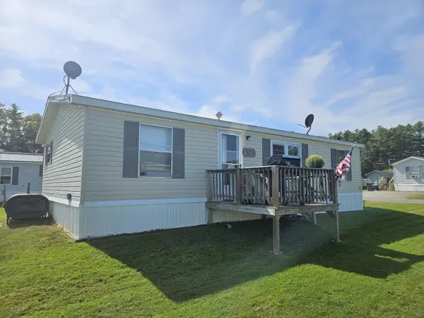 Waterville, ME 04901,8 Ryan DR