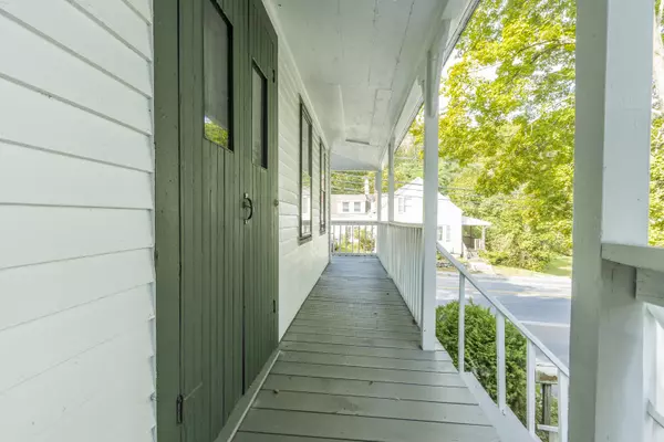 Westbrook, ME 04092,56 Spring ST